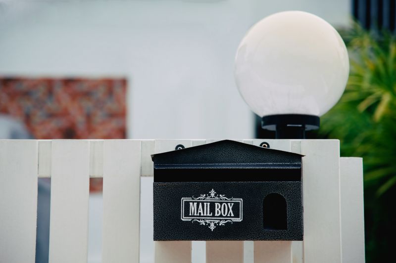 Wall Mailbox Mounting